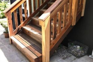 Quel bois pour un escalier extérieur ?