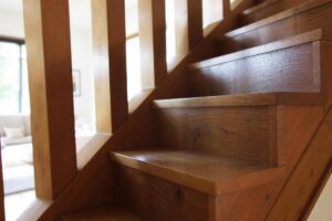 Pourquoi faut-il un nez de marche sur les marches d'escalier ?