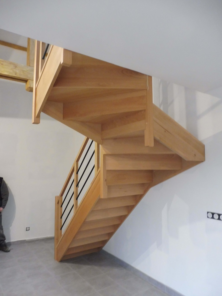 escalier bois quart bas tournant